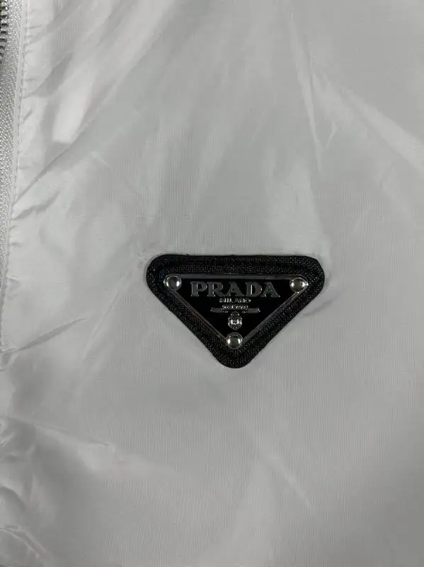 Prada S-XL j4tx13 (15)